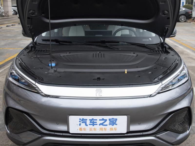 https://car3.autoimg.cn/cardfs/product/g31/M02/A7/D8/autohomecar__ChxoHmXmiF6AdJGCAF0m9MUQlFw599.jpg