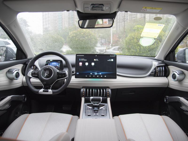 https://car2.autoimg.cn/cardfs/product/g31/M07/A7/DE/autohomecar__ChtlyGXmh9SAd3YTAHBcILXGXqE845.jpg